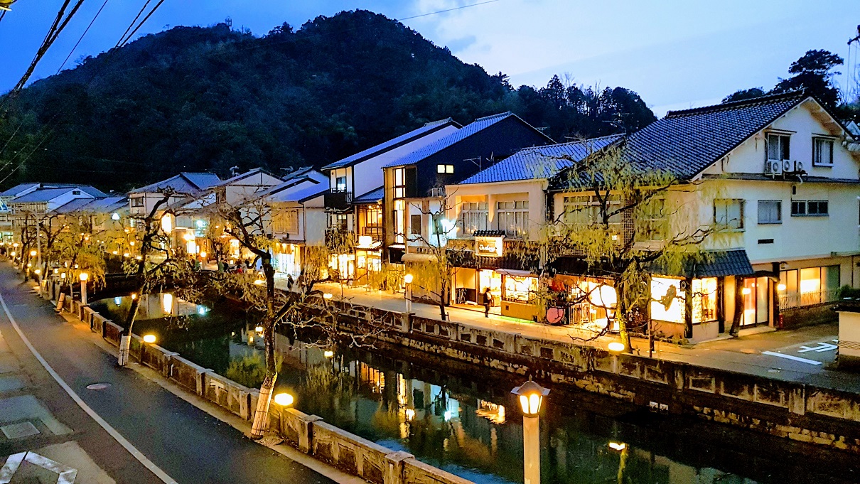 [Image: esports_hotel_japan-9-kinosaki_onsen.jpg]